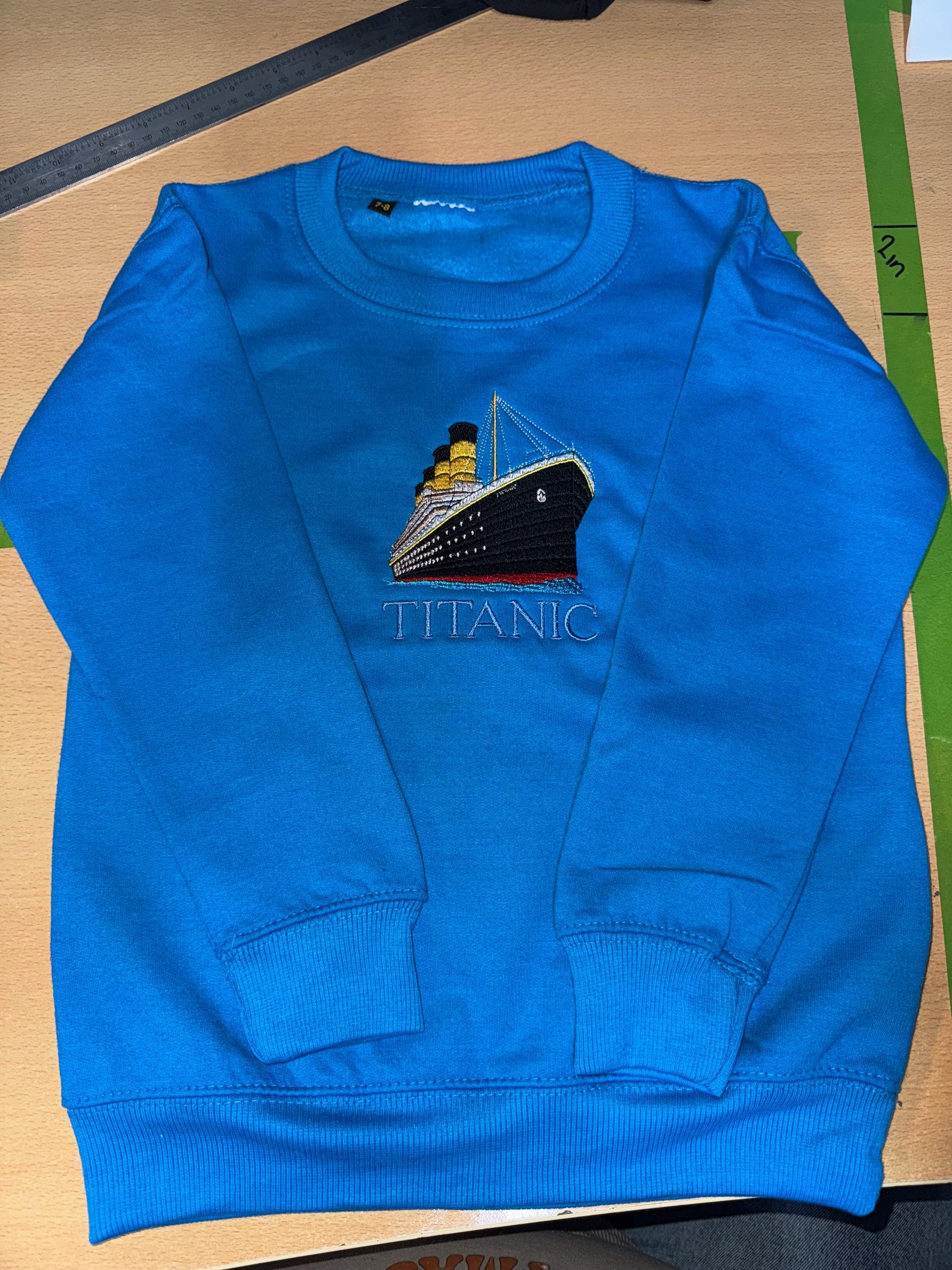Adults embroidered titanic sweatshirt